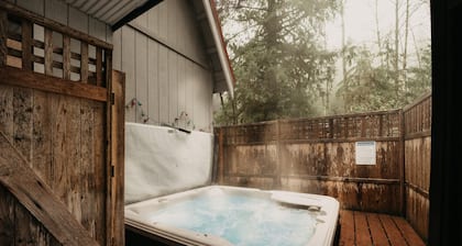 Mt. Baker Rim Cabin #52 - Hot Tub - Wi-Fi - Pets Ok