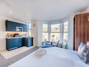 1 chambre, Wi-Fi gratuit, draps fournis
