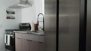 Oven, stovetop