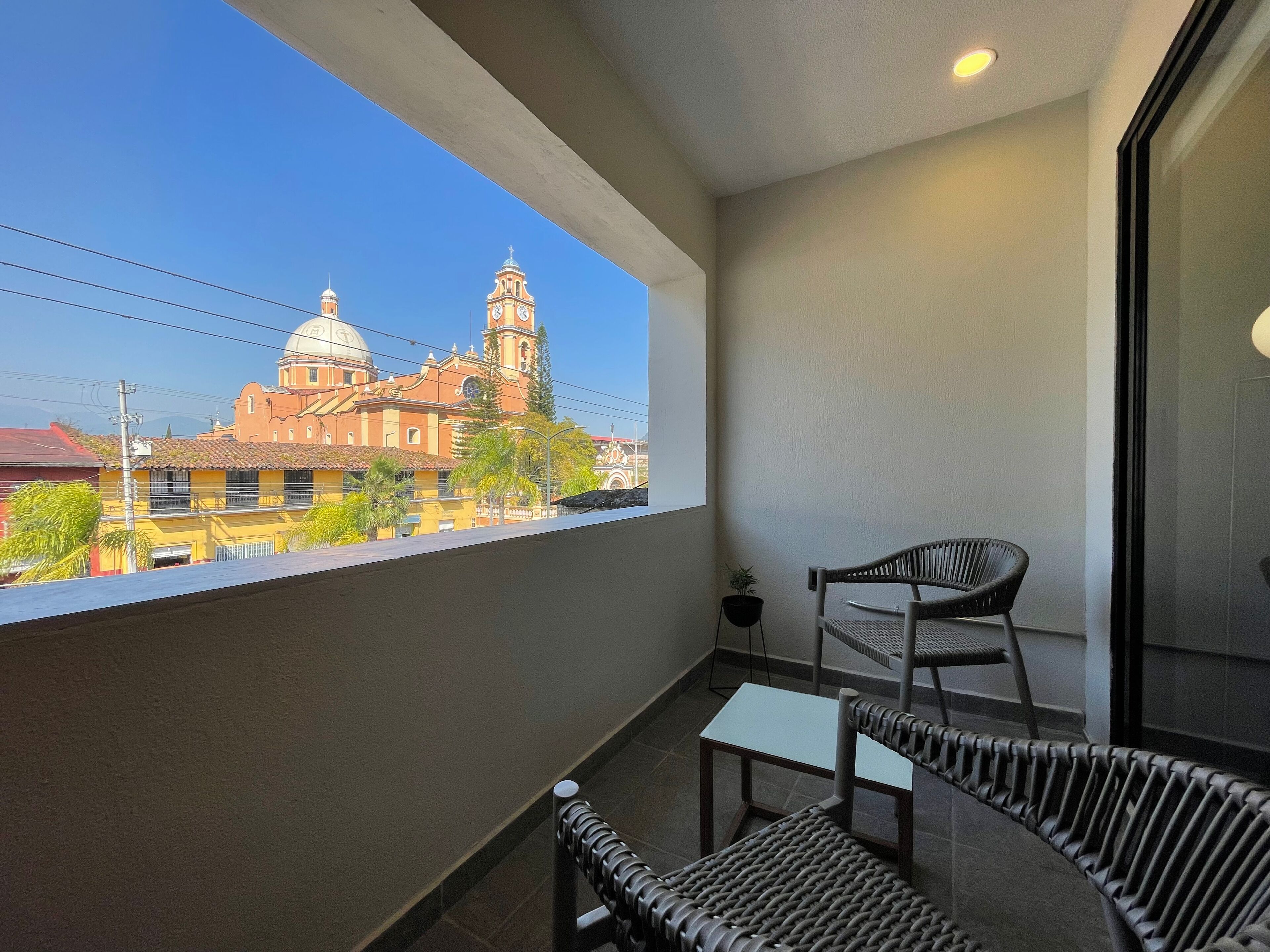 Habitación estándar, balcón | Wifi gratis 