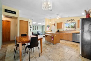 House, Multiple Beds, Patio, Garden View (Sage Country Retreat) | Interior - Sage Retreat ADA Accessible! (Bend)