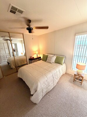 2 habitaciones, tabla de planchar con plancha y wifi gratis 