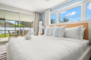 4 chambres, fer et planche à repasser, lit parapluie, Wi-Fi gratuit