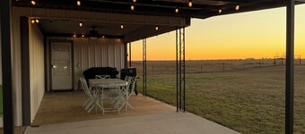 Fobb Getaway 3-BR house with WiFi, AC in Kingston area close to Lake Texoma