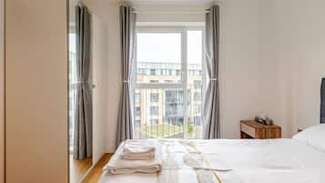 2 多间卧室、熨斗/熨衣板、WiFi、床单