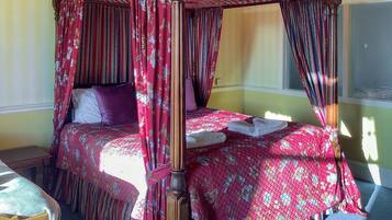 8 soverom, wi-fi (inkludert) og sengetøy