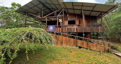 NUTRIA HOUSE