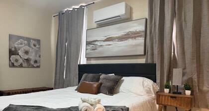 The Cardinal 808 C- 2BR-1BA EVV Apt