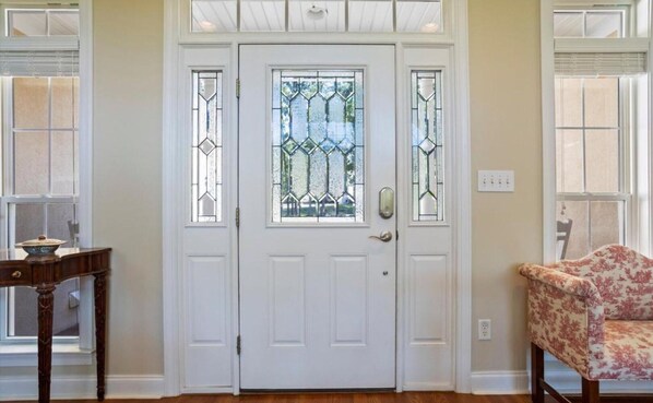 المنشأة من الداخل