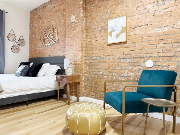 3 soverom, strykejern/-brett, wi-fi og sengetøy