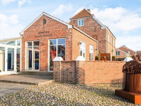 House | Exterior