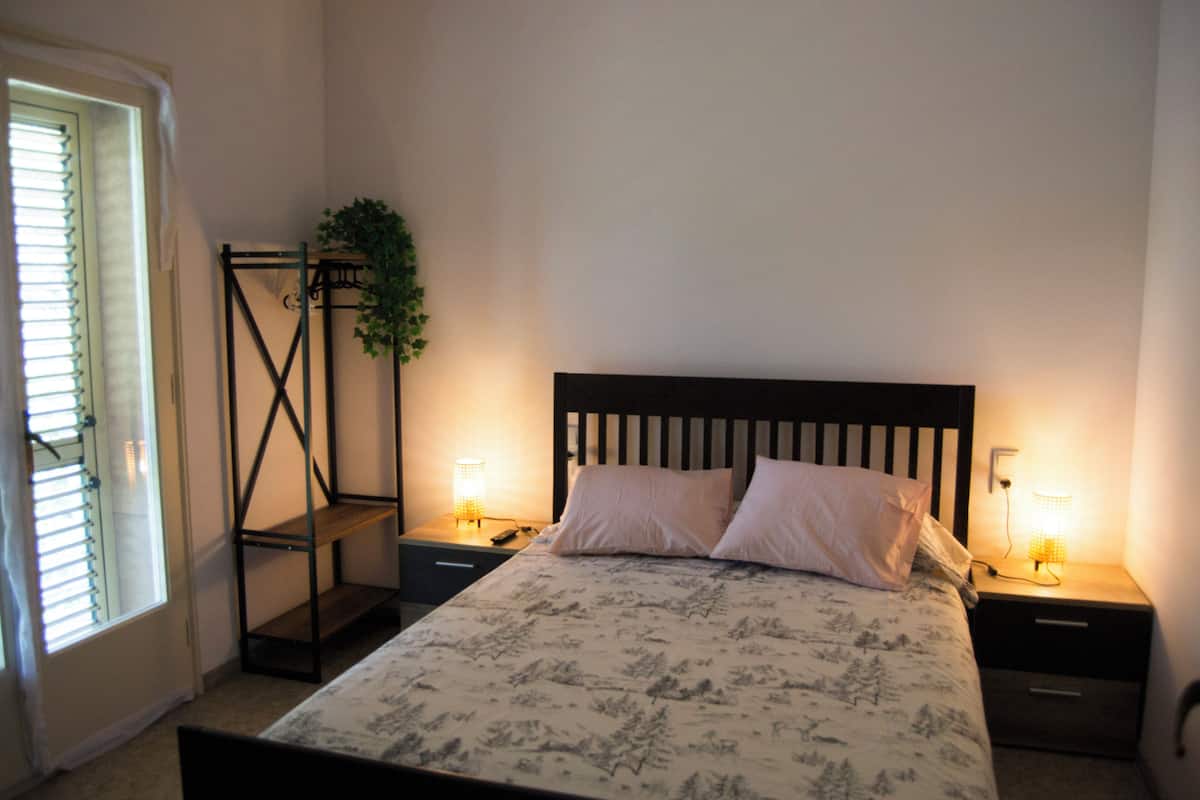 Classic Double Room, Balcony, Garden View