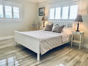 2 bedrooms, desk, iron/ironing board, free WiFi - Bayfront Beauty - Spacious 2/2 Condo Across From The Beach (St. Pete Beach)