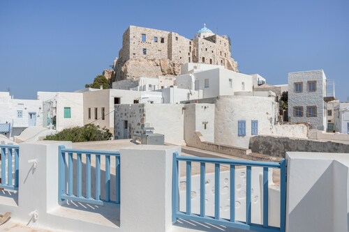 Apartment 'For Seven' with Balcony and Wi-Fi