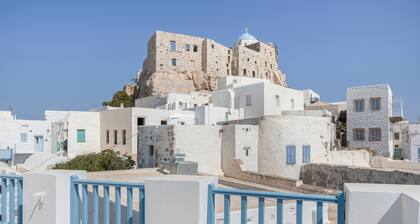 Apartment 'For Seven' with Balcony and Wi-Fi