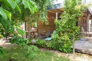 Terrace/patio - Holiday Home 'Mousterlin Cottage 4pers 200m Plage' with Private Terrace Garden and Wi-Fi (Fouesnant)