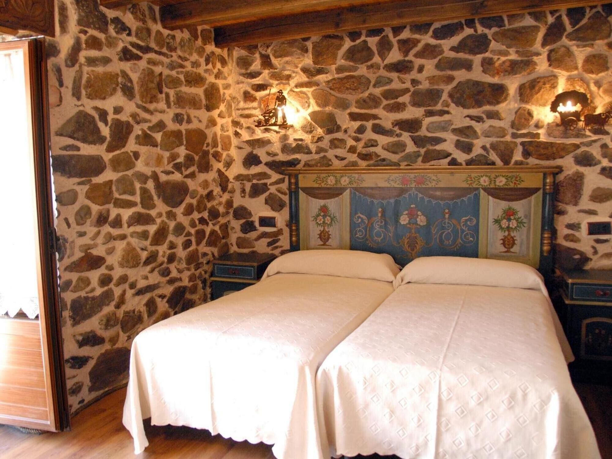 6 dormitorios, wifi gratis, ropa de cama