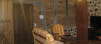 Country House 'La Botería' with Private Garden, Balcony and Wi-Fi