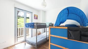 3 dormitorios, tabla de planchar con plancha, wifi gratis