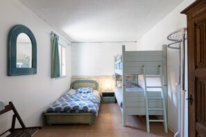 1 bedroom, free WiFi, bed sheets - Studio Apartment 'De Mammo' with Mountain View, Wi-Fi and Air Conditioning (OSANI)