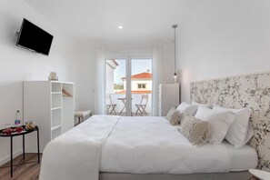 1 dormitorio, tabla de planchar con plancha, wifi gratis y ropa de cama