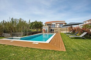 Pool - Country House 'Quinta dos Raposos' – Pedra Suite (Nazaré)