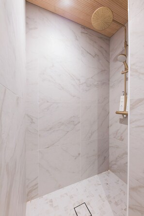 Hair dryer, towels, toilet paper