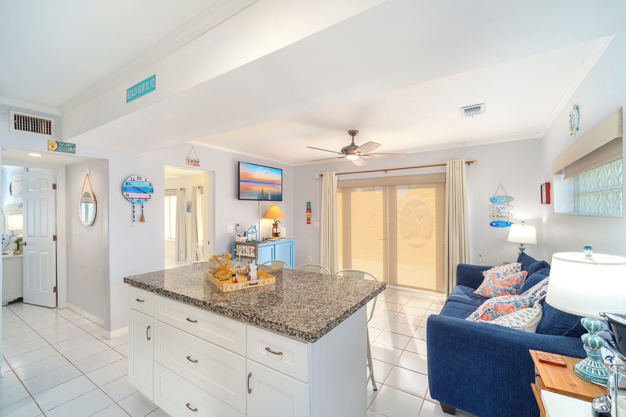 Relaxing Marathon Keys Home, Bikes & Beach Gear Included Near Sombrero Beach - Marathon, FL