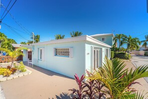 Exterior - Relaxing Marathon Keys Home, Bikes & Beach Gear included Near Sombrero Beach (Marathon)