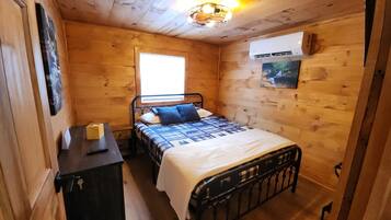 2 slaapkamers, een strijkplank/strijkijzer, gratis wifi, beddengoed