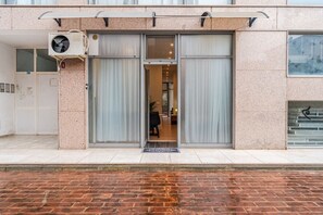 تفاصيل الفندق من الخارج