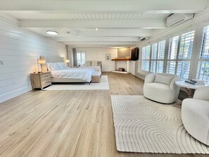 6 habitaciones, escritorio, tabla de planchar con plancha y wifi gratis