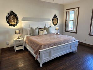 2 habitaciones, tabla de planchar con plancha y wifi gratis