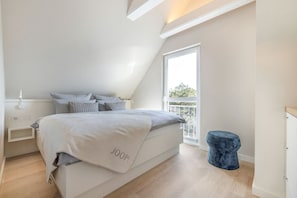 3 bedrooms, WiFi - Dünenloft - Relax and enjoy in the Dünenloft: your perfect vacation apartment on the (Rantum)