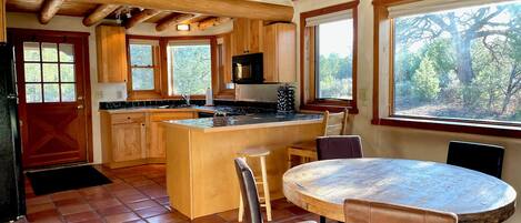 Mikrowelle, Ofen, Herdplatte, Geschirrspüler