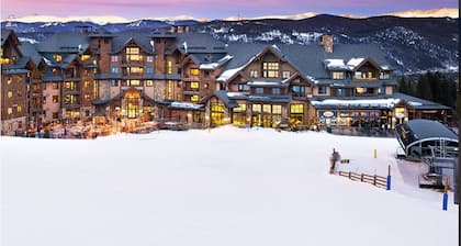 Grand Lodge on Peak 7. Ski-in/Ski-out Luxery Resort in Breckenridge, CO