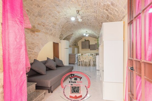 Just Music House bnb, typical,15min airport & beach 