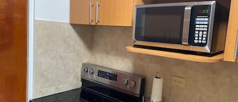 Microwave, oven, coffee/tea maker, toaster