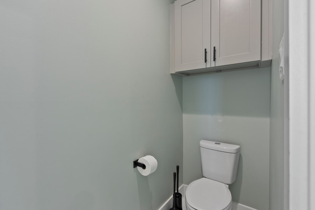 Photo 24 of No Cleaning Fee • Miles to NRG & UH • Pet Friendly I Game Room Fun