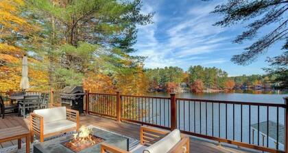 Stunning Waterfront Lake House!