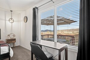 5 habitaciones, escritorio, tabla de planchar con plancha y wifi gratis 