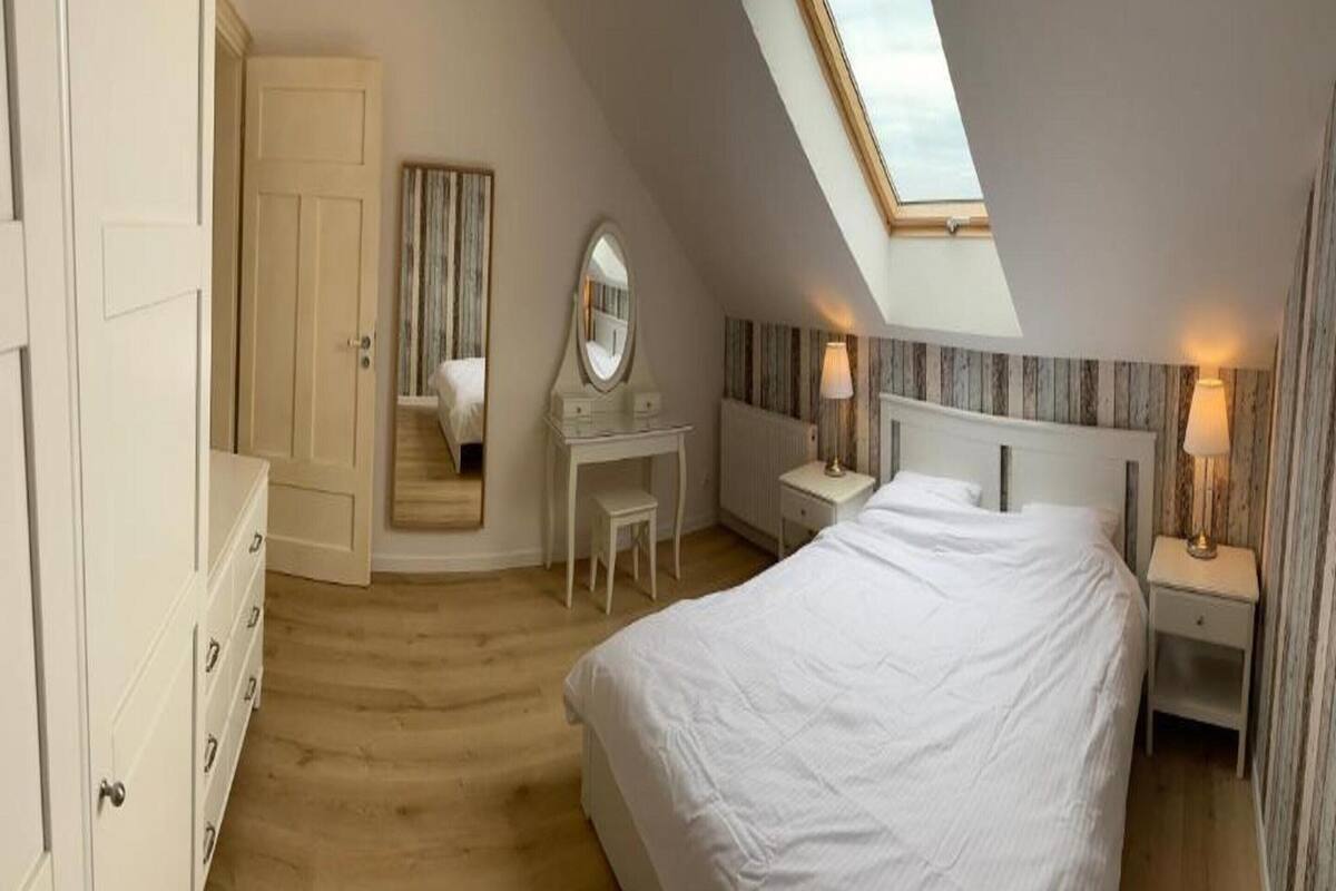 エリート ハウス 3 ベッドルーム | 18 室のベッドルーム、客室ごとに異なるインテリア、アイロン / アイロン台、ベッドシーツ