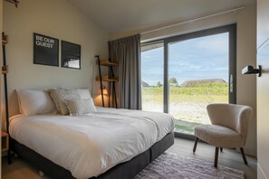 Premium House, 3 Bedrooms | 21 bedrooms, bed sheets - Lovely Holiday Home in Wissenkerke With Garden (Wissenkerke)