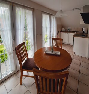 คลาสสิกอพาร์ทเมนท์, 2 ห้องนอน | ร้านอาหาร