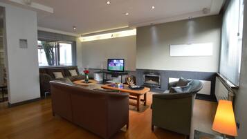 Klassieke villa, meerdere slaapkamers | Woonkamer