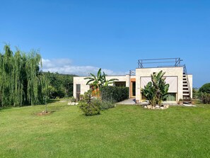 Comfort House, 3 Bedrooms | Garden