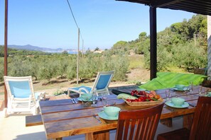 Casa clásica, 4 habitaciones | Restaurante al aire libre