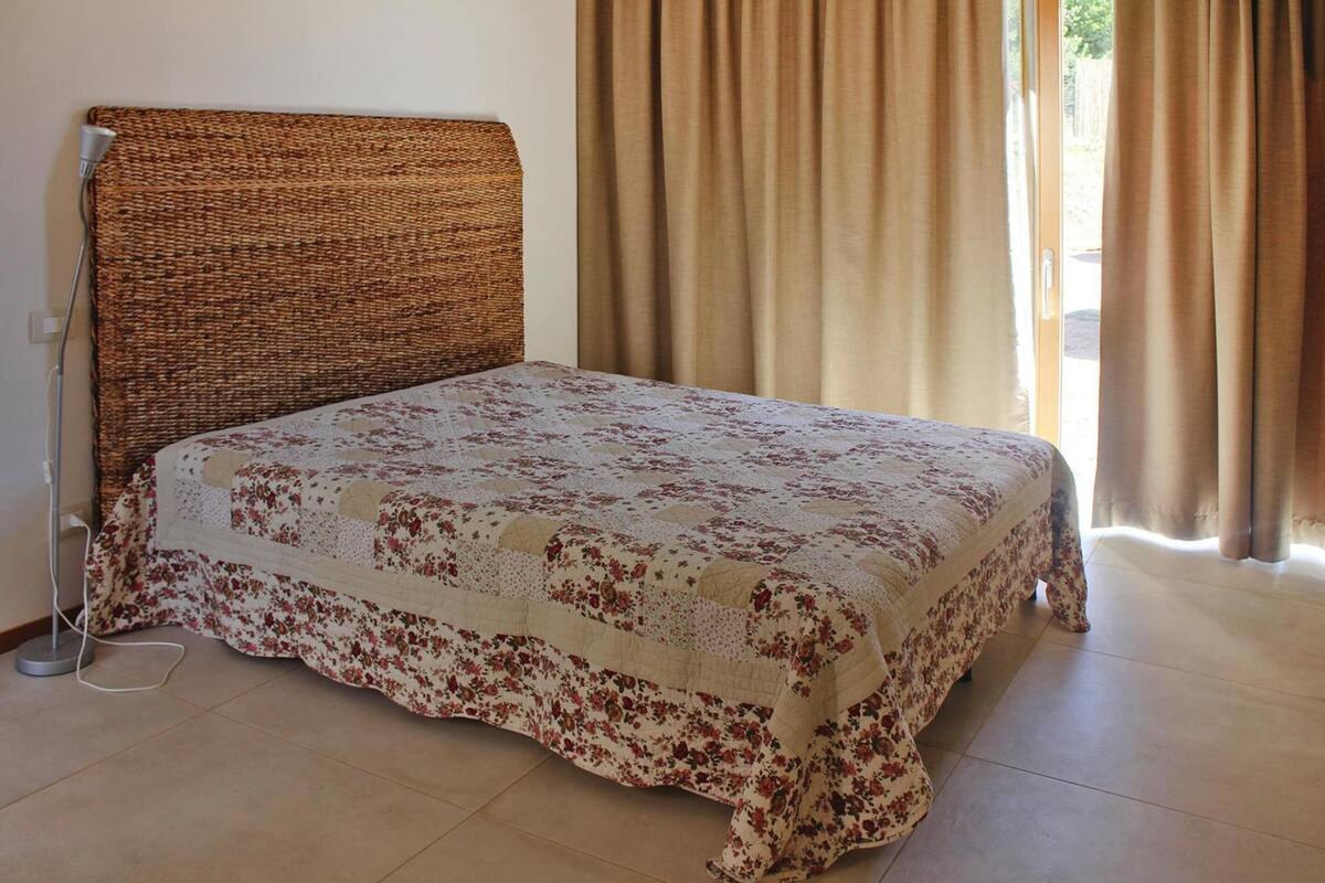 7 bedrooms