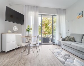 Elite Apartment, 2 Bedrooms | Living room - Comfortable Apartment Close to the Beach (Rewal)