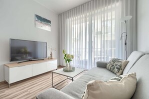 Deluxe Apartment, 2 Bedrooms | Living room - Comfortable Apartment Close to the Beach (Rewal)